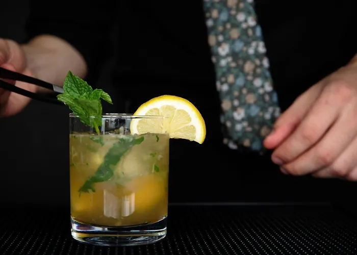 Alexandra Inn